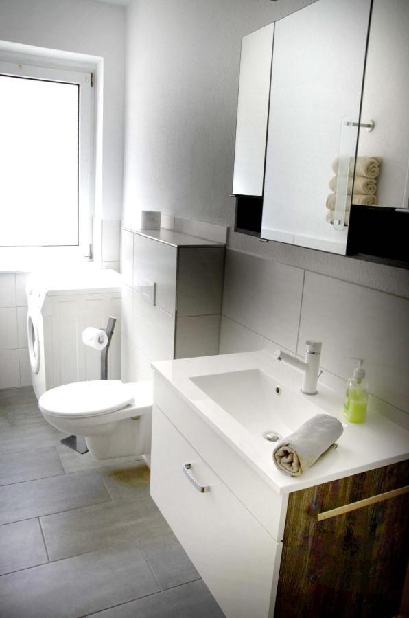 Am Wasserturm Apartment Zwenkau