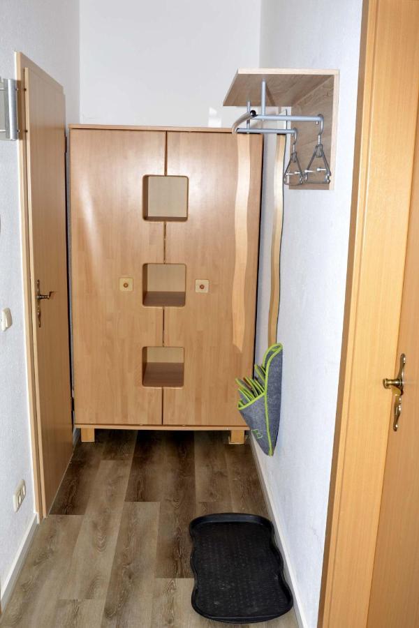 Am Wasserturm Apartment Zwenkau